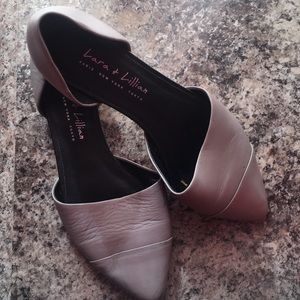 Cool grey flats✔️